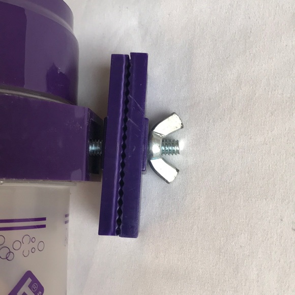 Crate Waterer for Pets - Picture 2 of 4